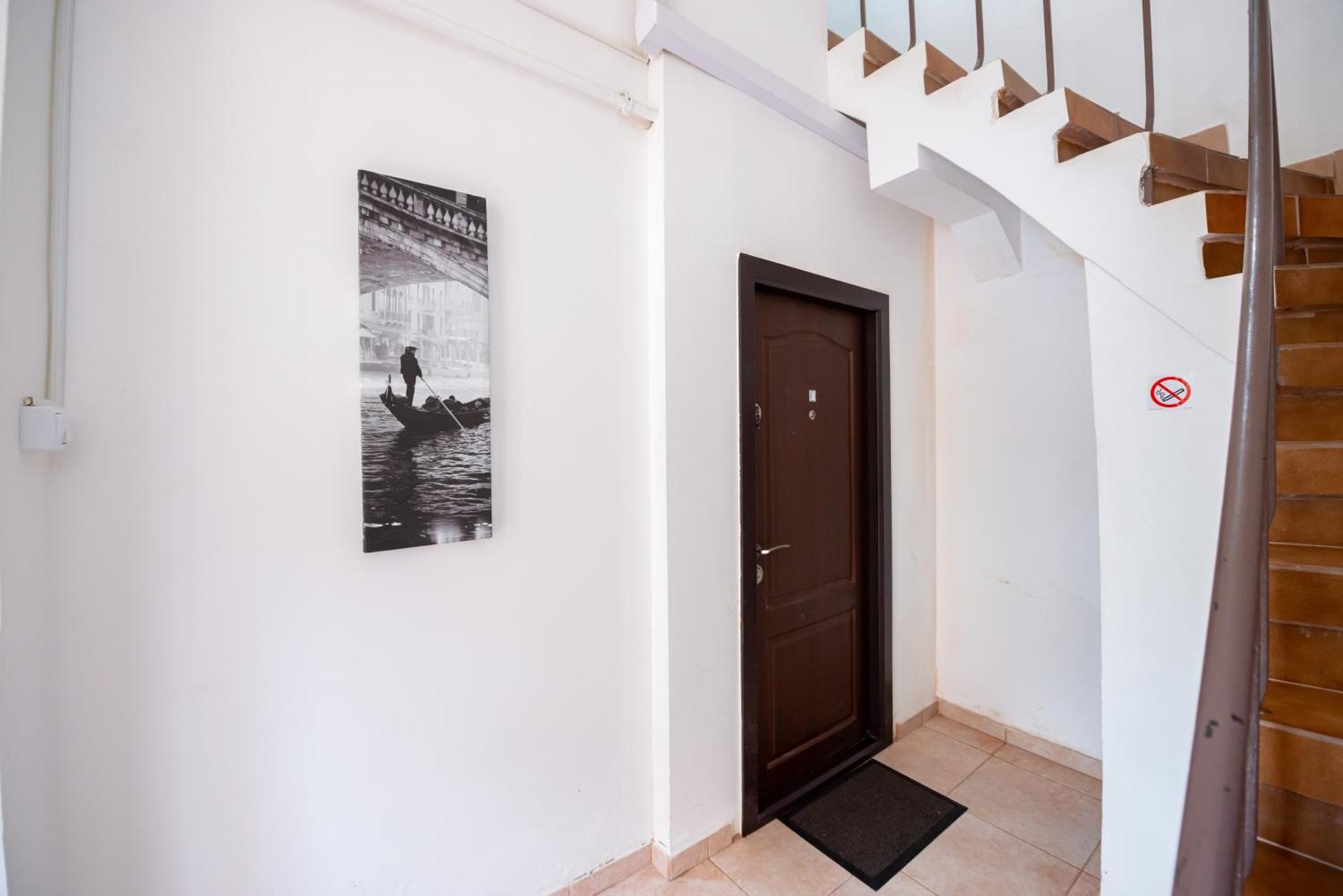 Residenza Di Carbasinni Βουκουρέστι Εξωτερικό φωτογραφία